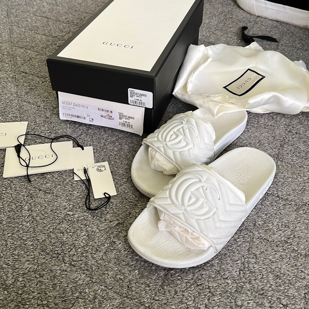 Authentic womens Gucci Slides size 36